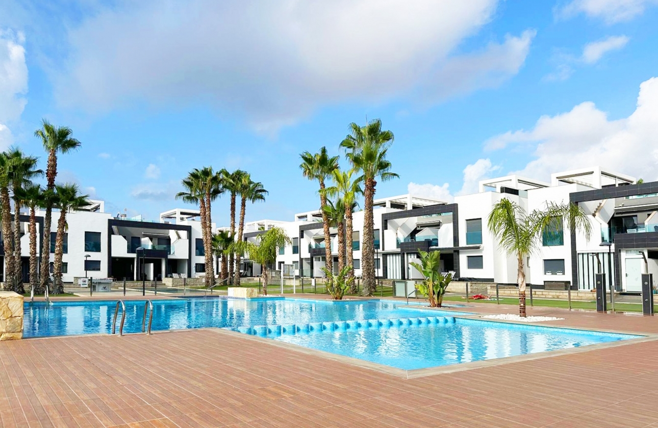 Reventa - Bungalows Planta Baja - Orihuela Costa - La Zenia