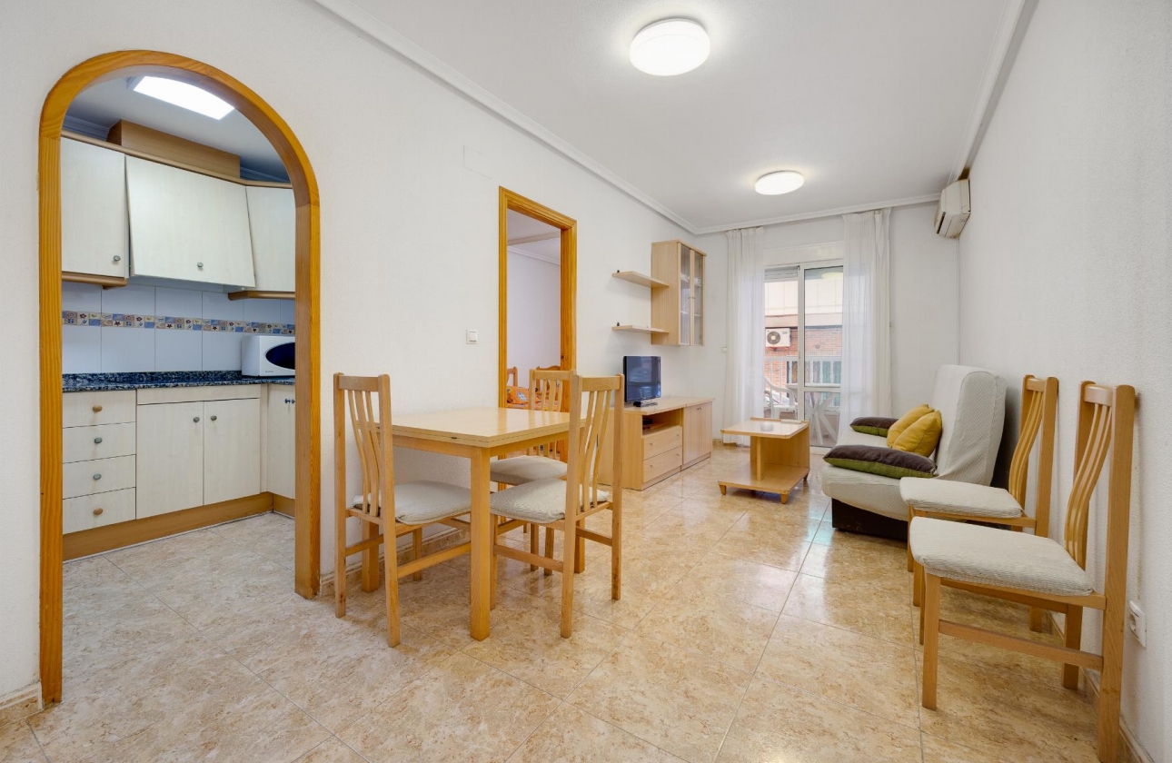 Reventa - APARTAMENTO - Torrevieja - Playa del Acequión