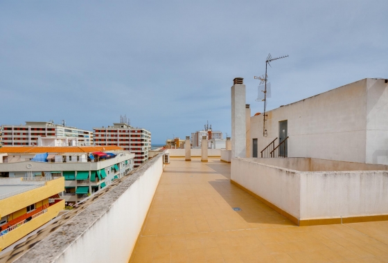 Revente - APARTAMENTO - Torrevieja - Playa del Acequión