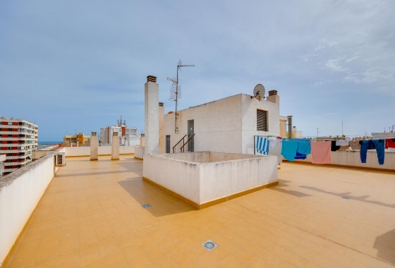 Revente - APARTAMENTO - Torrevieja - Playa del Acequión