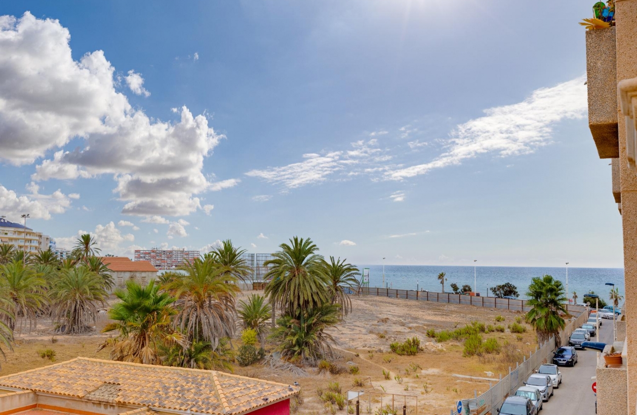 Resale - APARTAMENTO - Torrevieja - Playa de Los Locos-Curva del Palangre