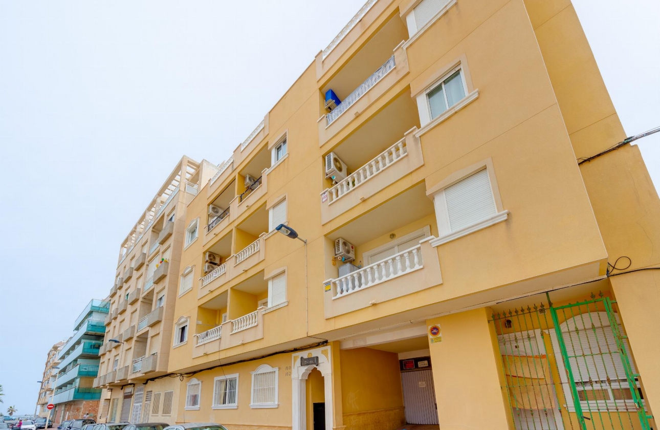 Wiederverkauf - APARTAMENTO - Torrevieja - Playa de Los Locos-Curva del Palangre