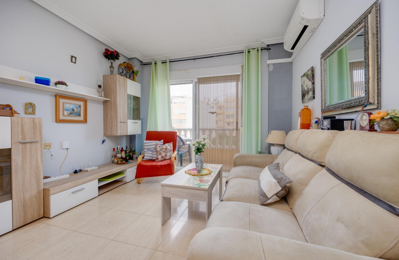 Wiederverkauf - APARTAMENTO - Torrevieja - Playa de Los Locos-Curva del Palangre