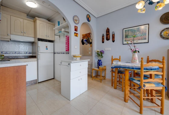 Wiederverkauf - APARTAMENTO - Torrevieja - Playa de Los Locos-Curva del Palangre