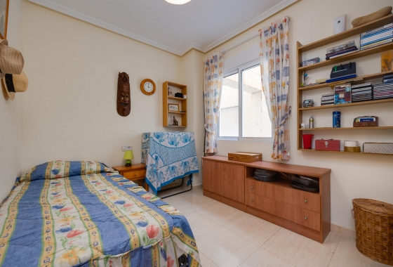 Wiederverkauf - APARTAMENTO - Torrevieja - Playa de Los Locos-Curva del Palangre