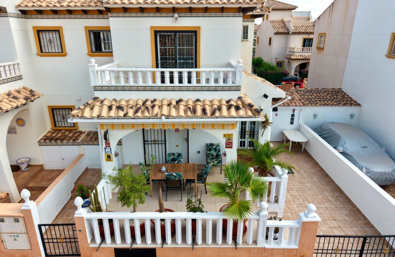 Resale - Villa - Lomas de Cabo Roig - Orihuela Costa
