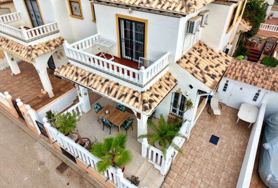 Resale - Villa - Lomas de Cabo Roig - Orihuela Costa
