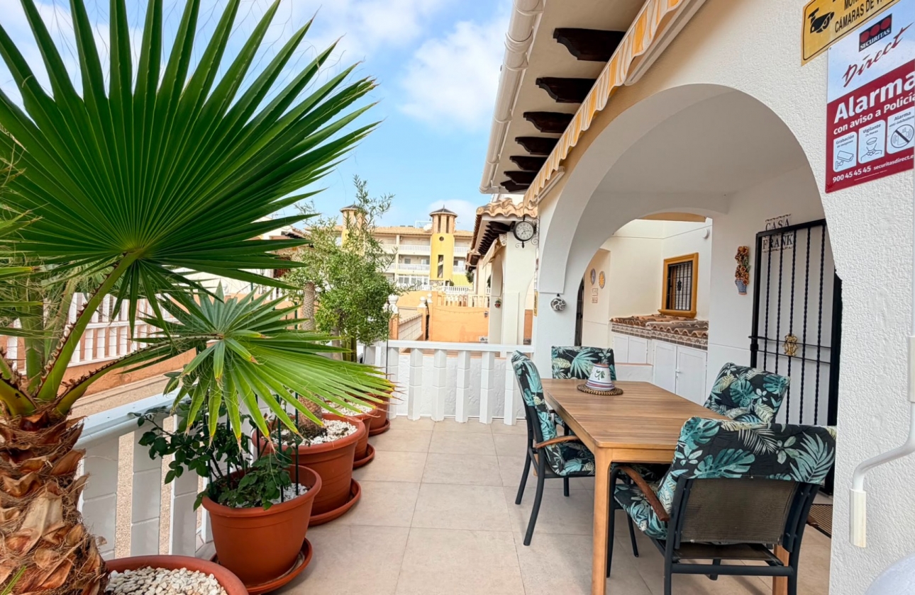 Resale - Villa - Lomas de Cabo Roig - Orihuela Costa