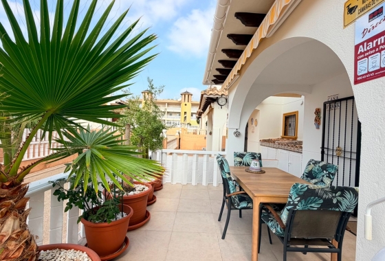 Resale - Villa - Lomas de Cabo Roig - Orihuela Costa