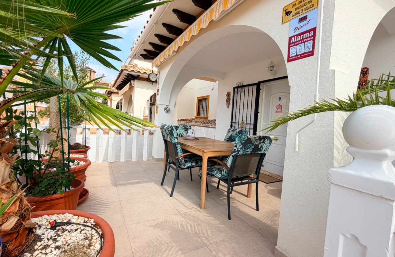 Resale - Villa - Lomas de Cabo Roig - Orihuela Costa