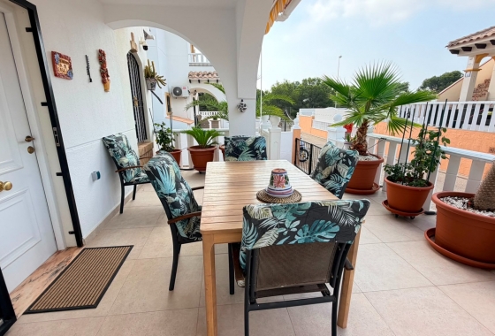 Resale - Villa - Lomas de Cabo Roig - Orihuela Costa
