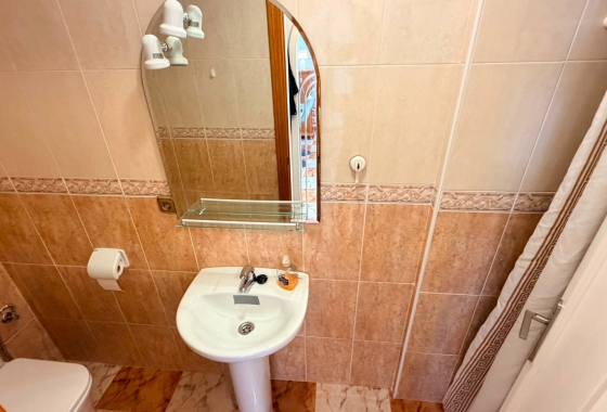 Resale - Villa - Lomas de Cabo Roig - Orihuela Costa
