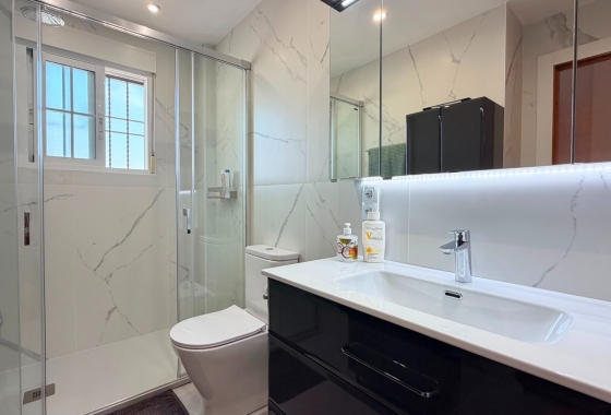 Resale - Villa - Lomas de Cabo Roig - Orihuela Costa