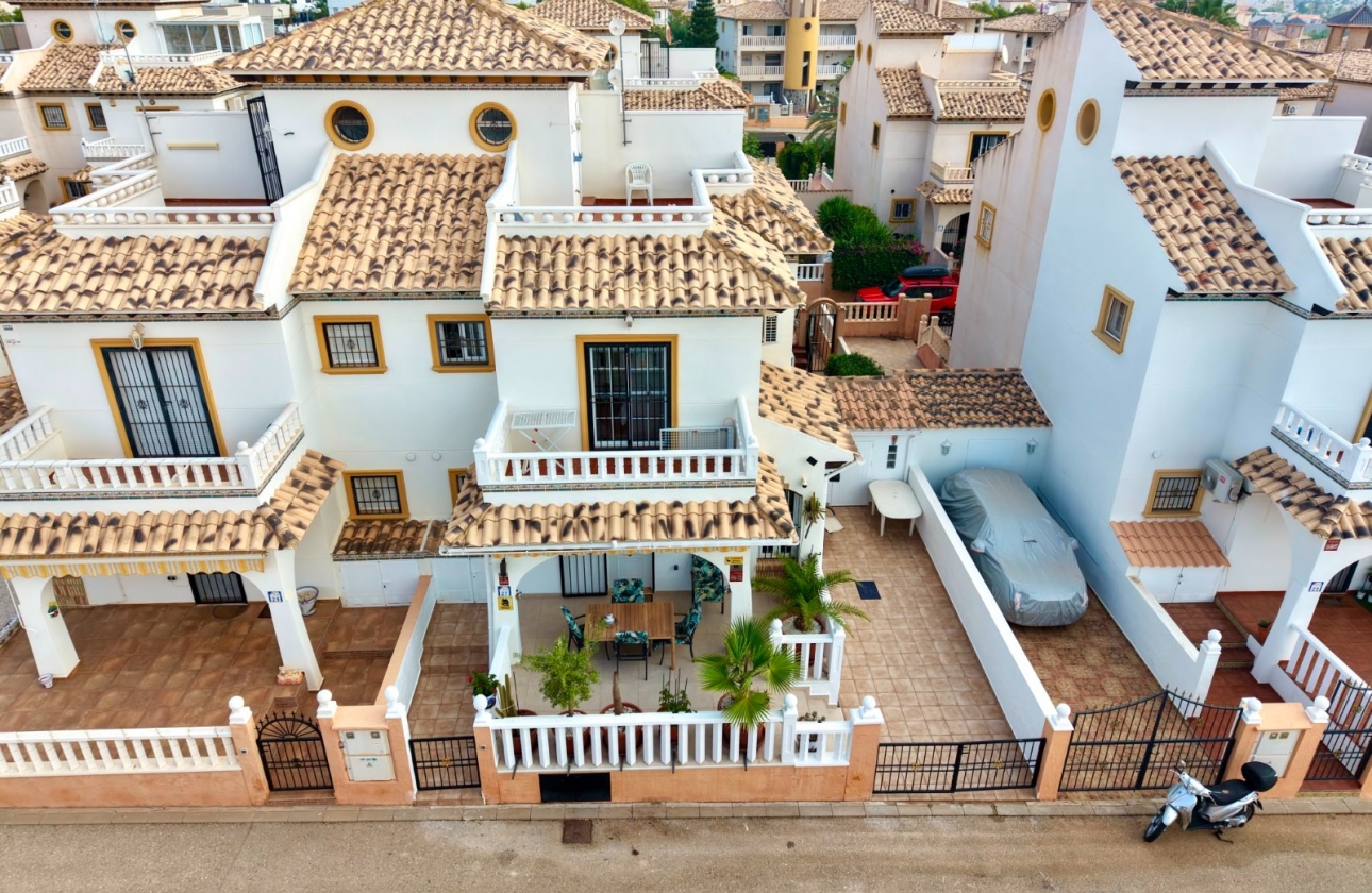 Resale - Villa - Lomas de Cabo Roig - Orihuela Costa