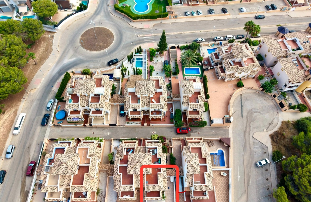 Resale - Villa - Lomas de Cabo Roig - Orihuela Costa