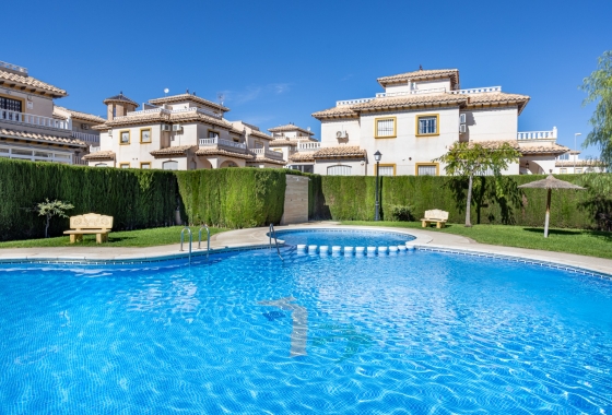 Resale - Villa - Lomas de Cabo Roig - Orihuela Costa
