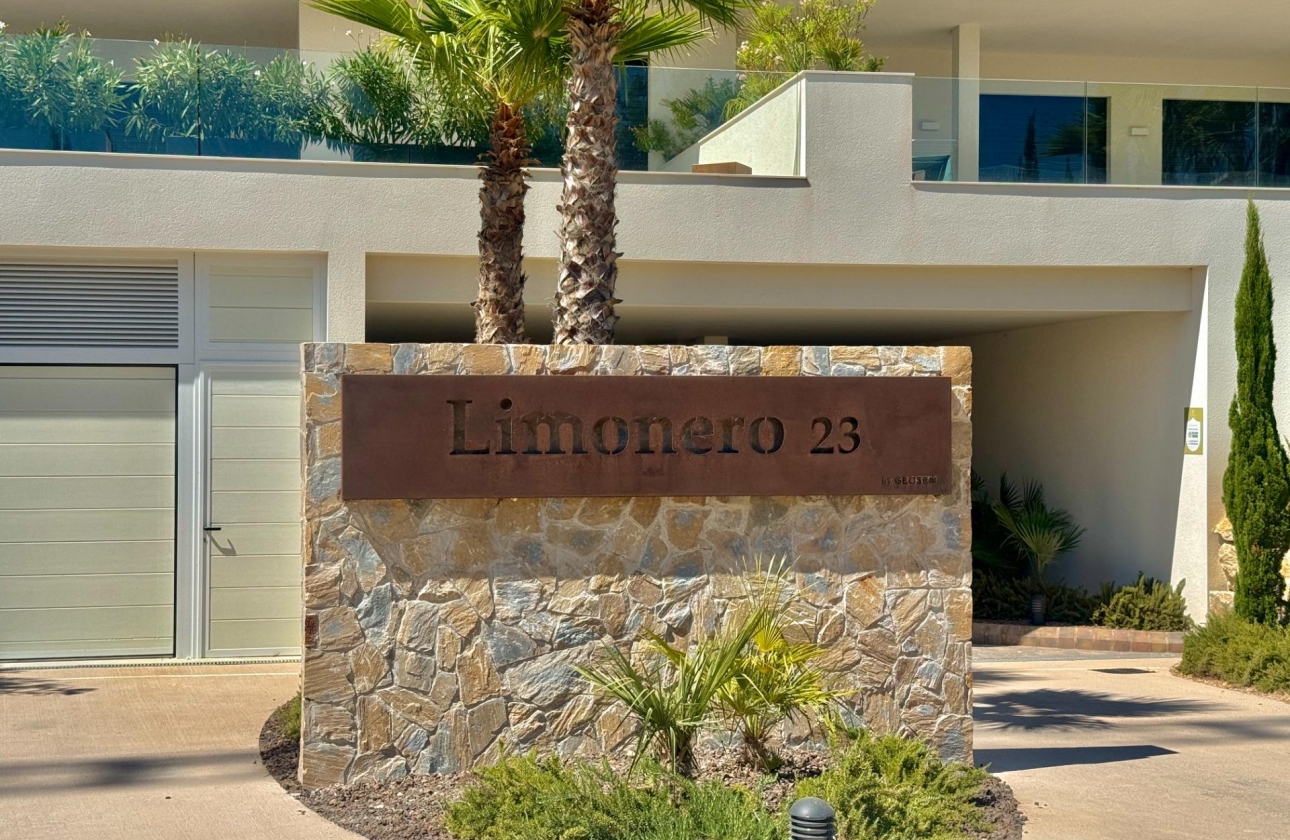 Resale - Apartment - Orihuela - Las Colinas Golf