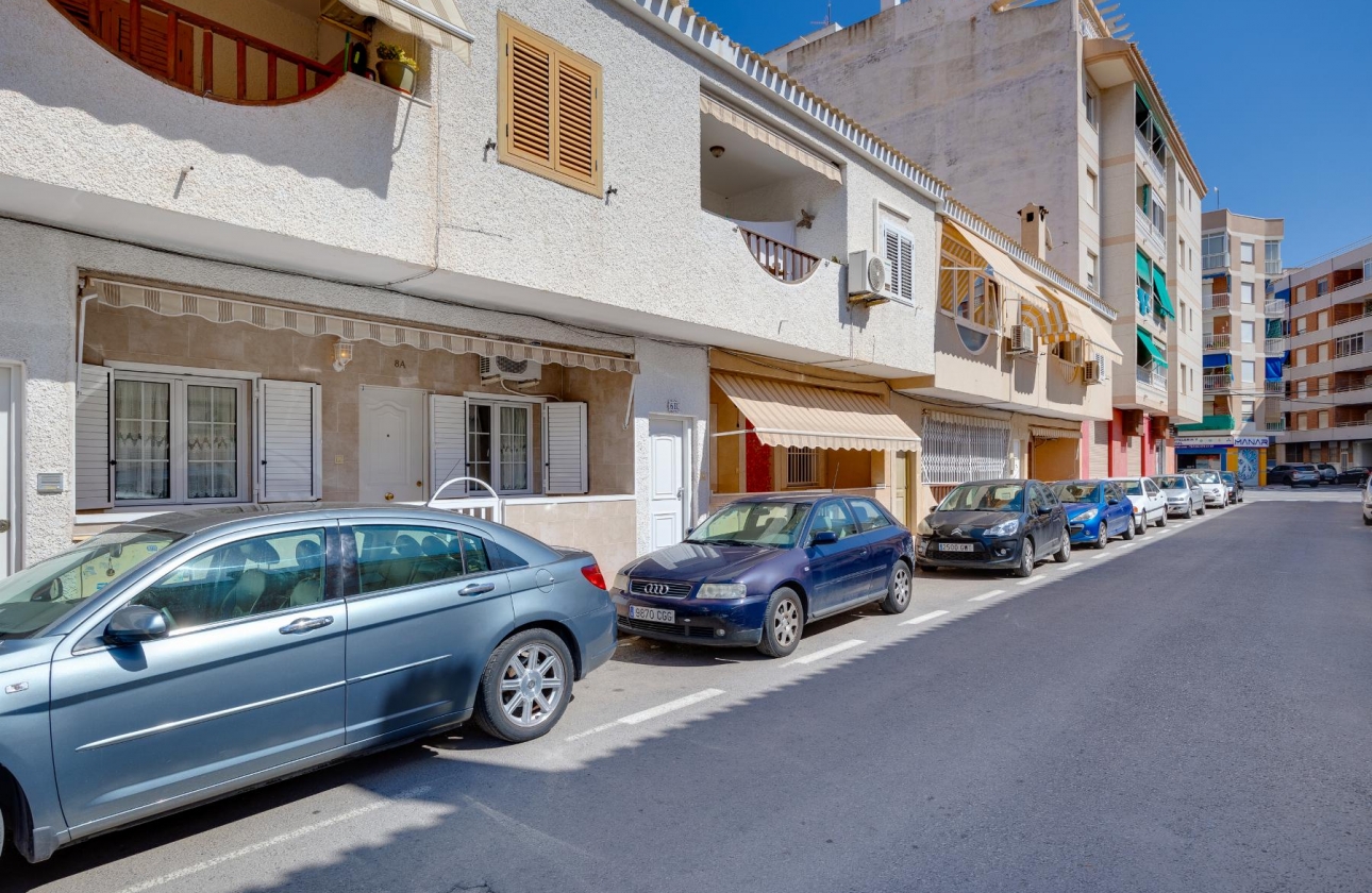 Wiederverkauf - Bungalow - Torrevieja - Playa de La Acequion