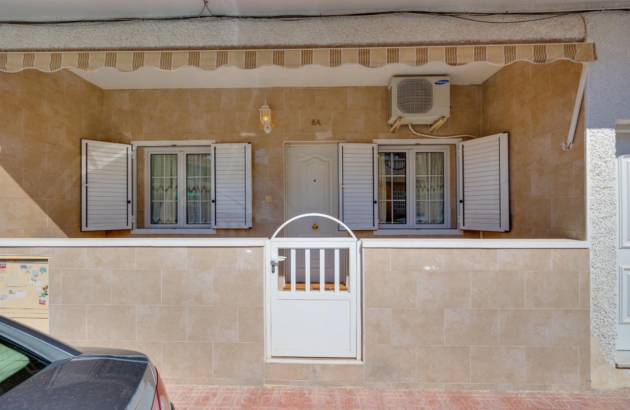 Wiederverkauf - Bungalow - Torrevieja - Playa de La Acequion