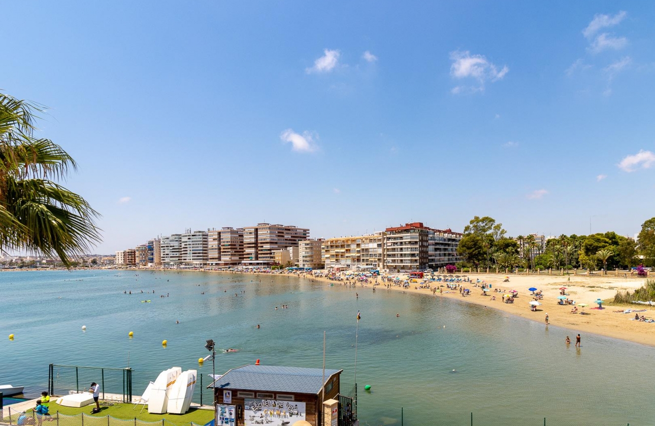 Wiederverkauf - Bungalow - Torrevieja - Playa de La Acequion