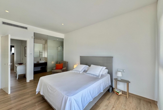 Resale - Villa - San Miguel de Salinas - Bellavista