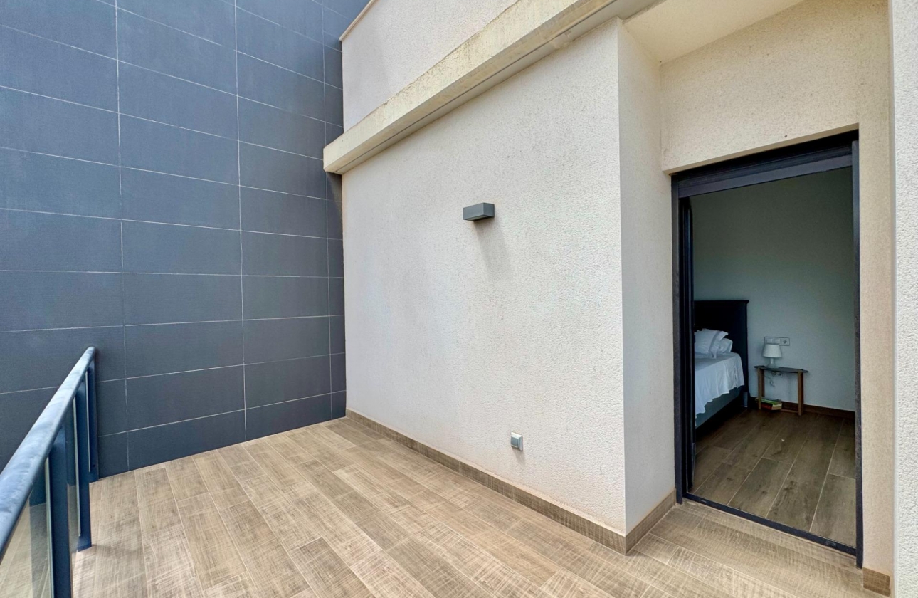 Resale - Villa - San Miguel de Salinas - Bellavista