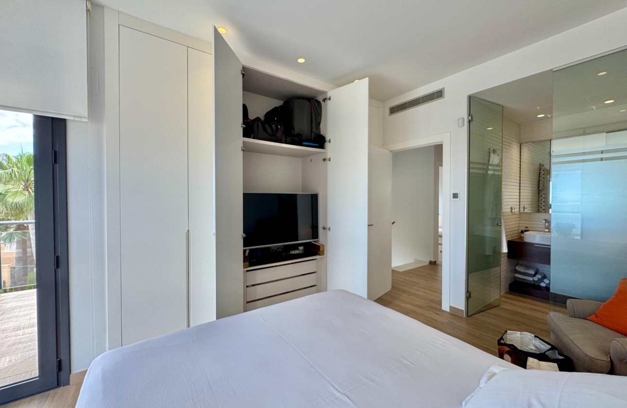 Resale - Villa - San Miguel de Salinas - Bellavista