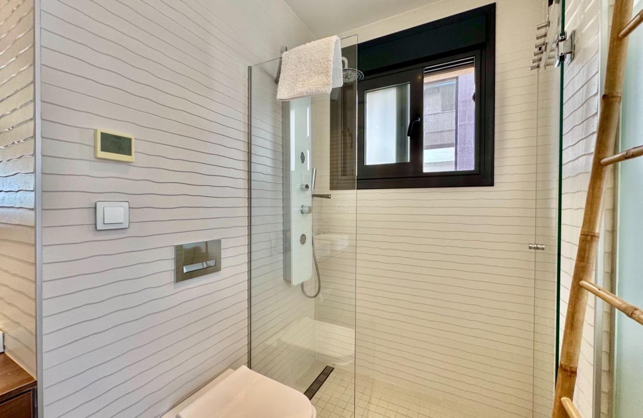 Resale - Villa - San Miguel de Salinas - Bellavista