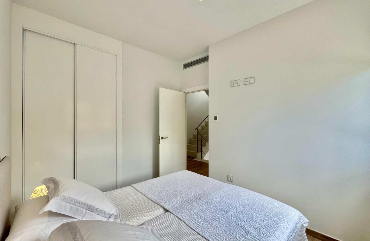 Resale - Villa - San Miguel de Salinas - Bellavista