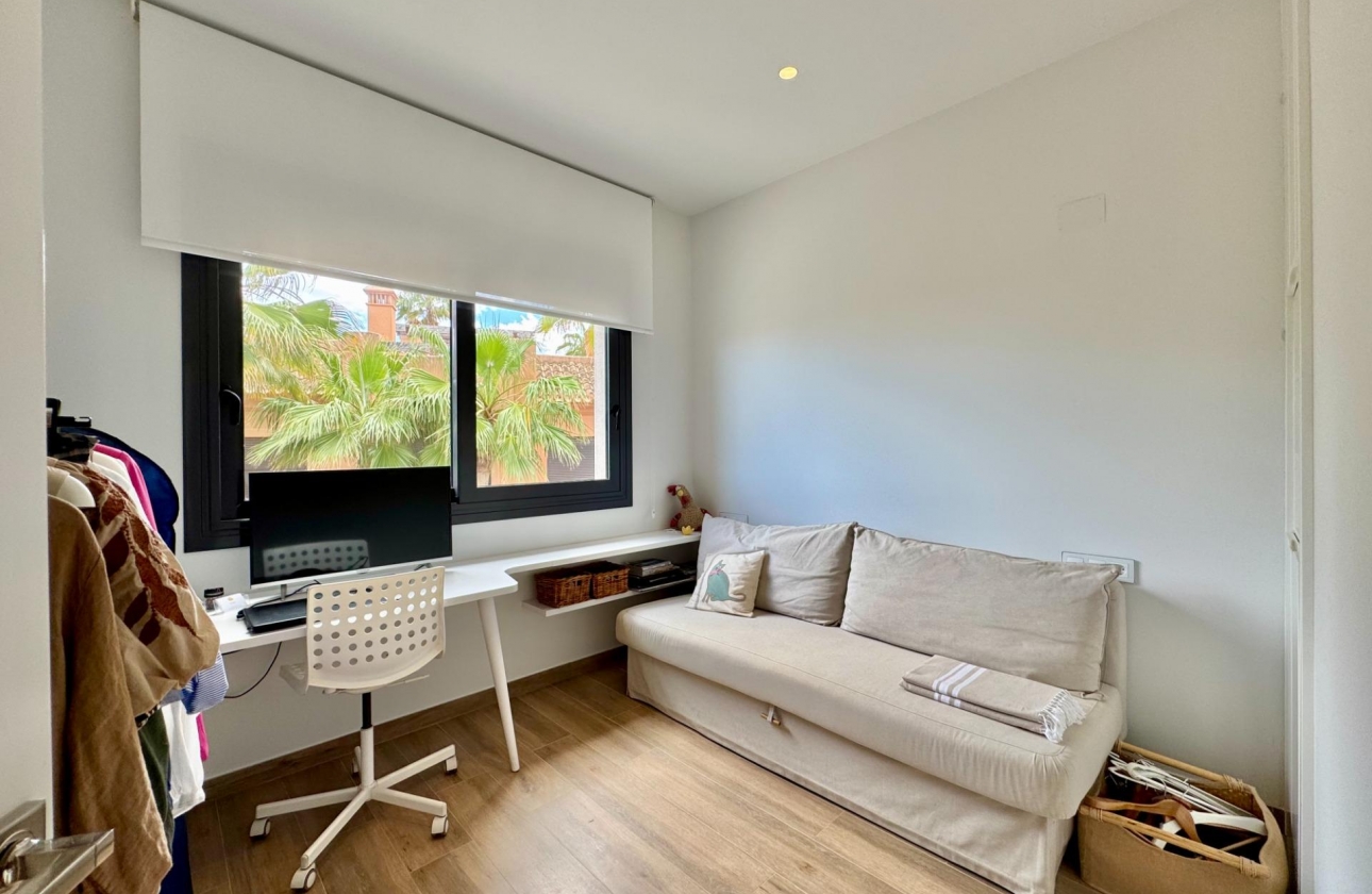 Resale - Villa - San Miguel de Salinas - Bellavista