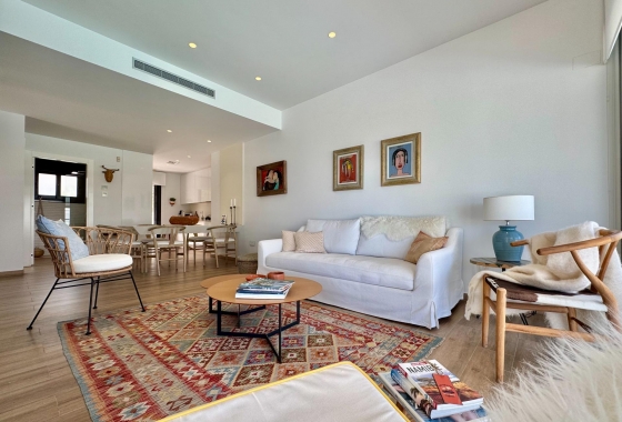 Resale - Villa - San Miguel de Salinas - Bellavista