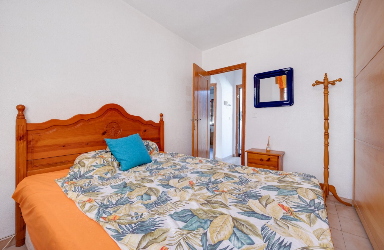 Resale - Bungalow - Torrevieja - playa de los naufragos