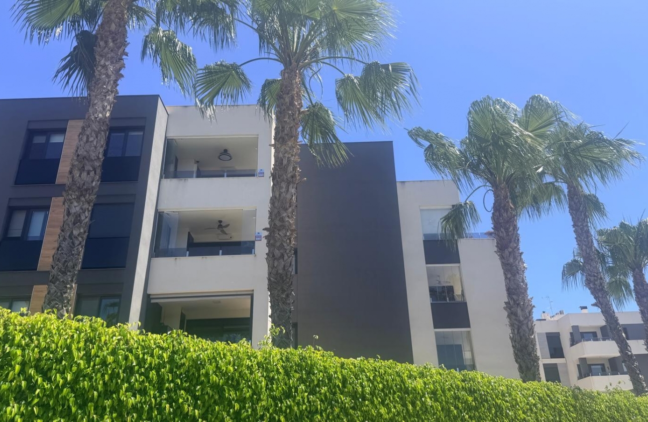 Resale - Apartment - Los Altos - Torrevieja