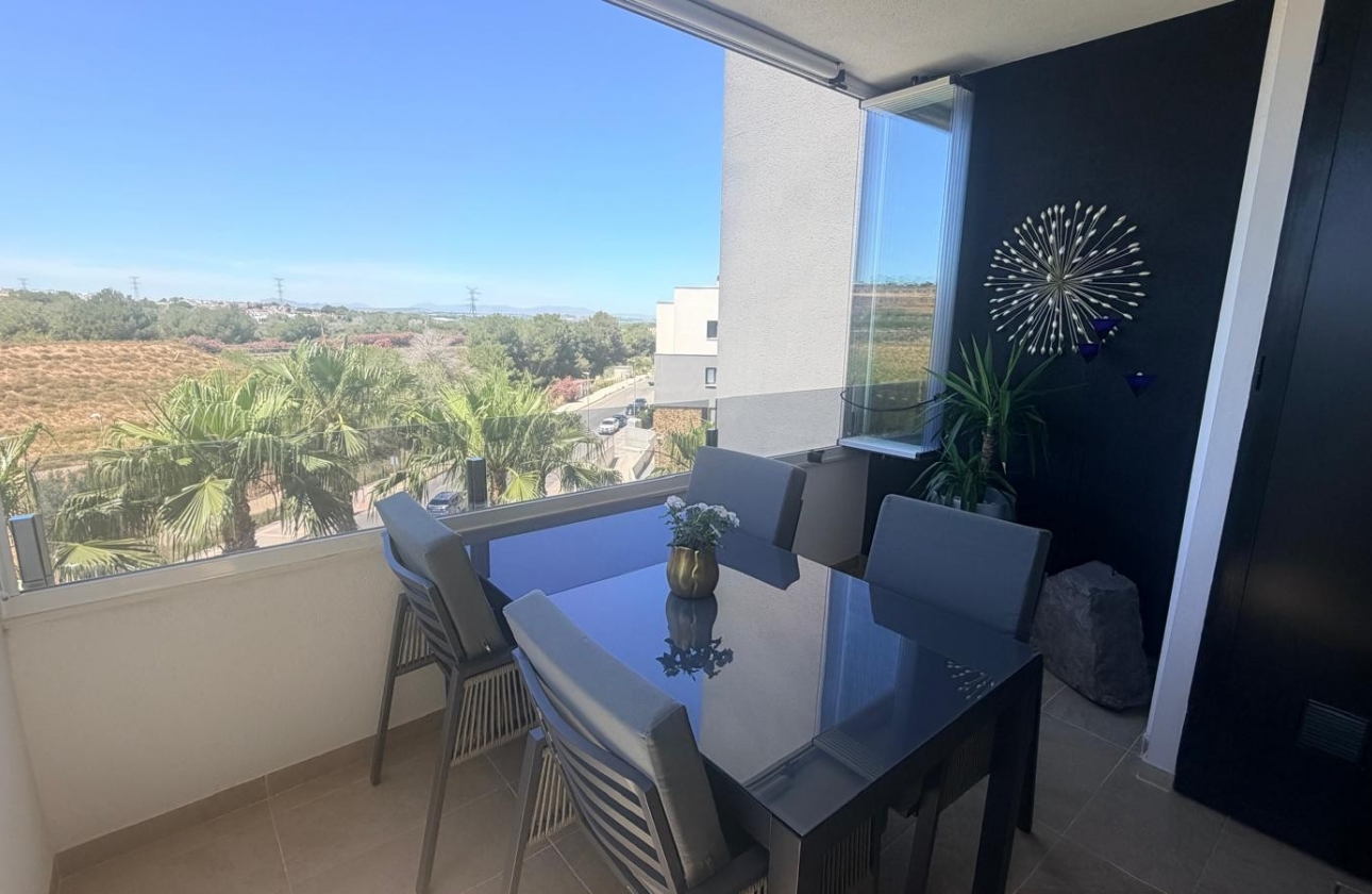 Resale - Apartment - Los Altos - Torrevieja