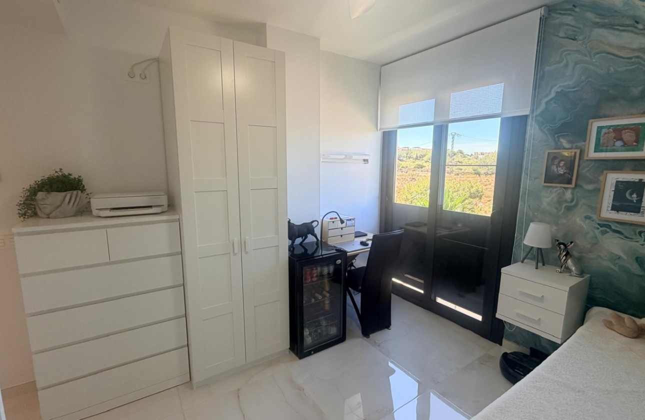 Resale - Apartment - Los Altos - Torrevieja