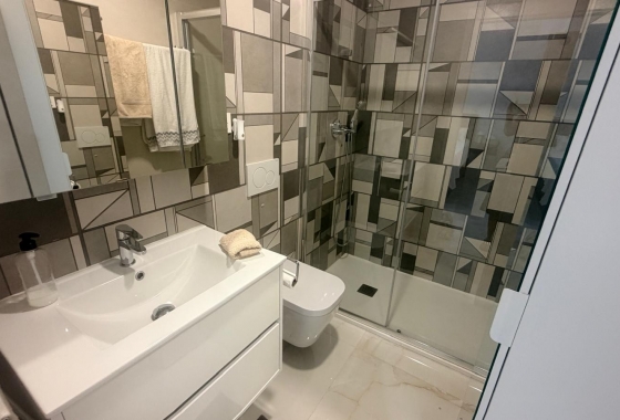 Resale - Apartment - Los Altos - Torrevieja