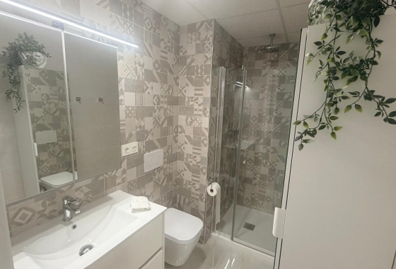 Resale - Apartment - Los Altos - Torrevieja