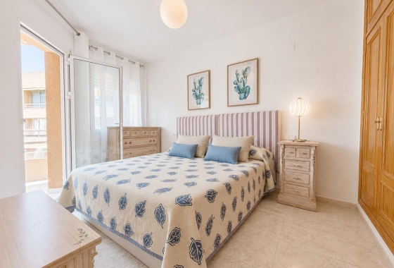 Resale - Apartment - Dehesa de campoamor - Campoamor
