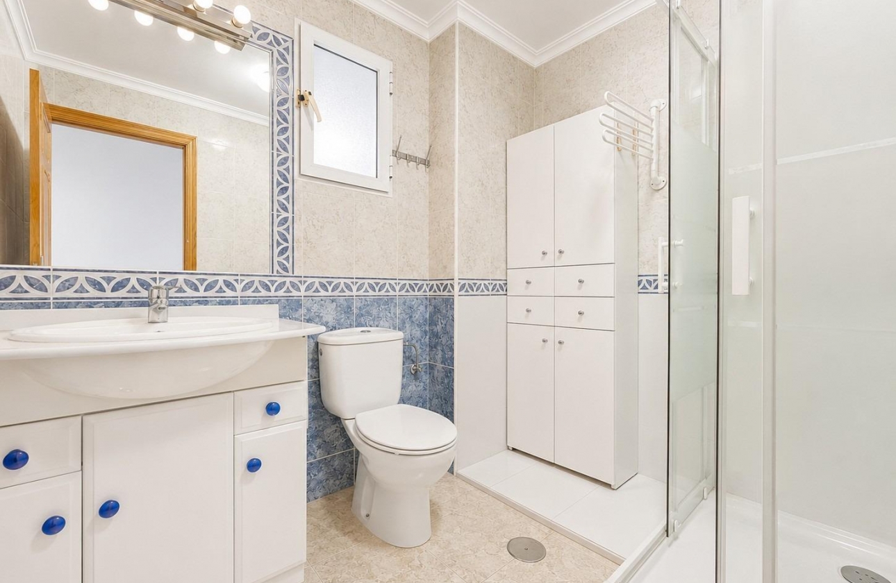 Resale - Apartment - Dehesa de campoamor - Campoamor
