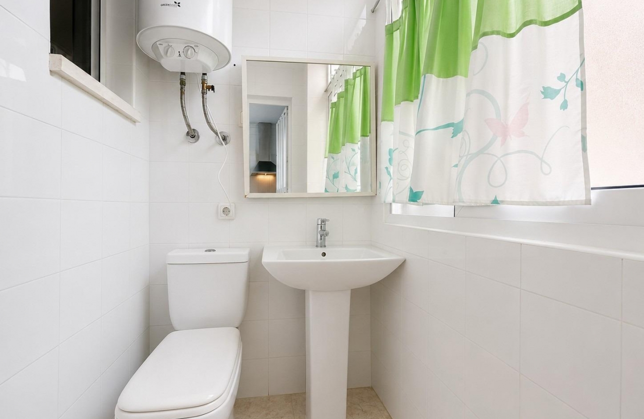 Resale - Apartment - Dehesa de campoamor - Campoamor