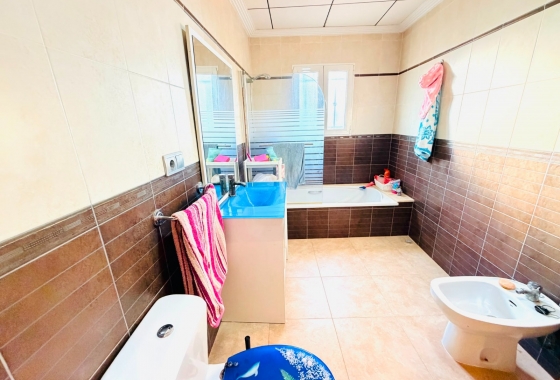 Reventa - Villa - Catral