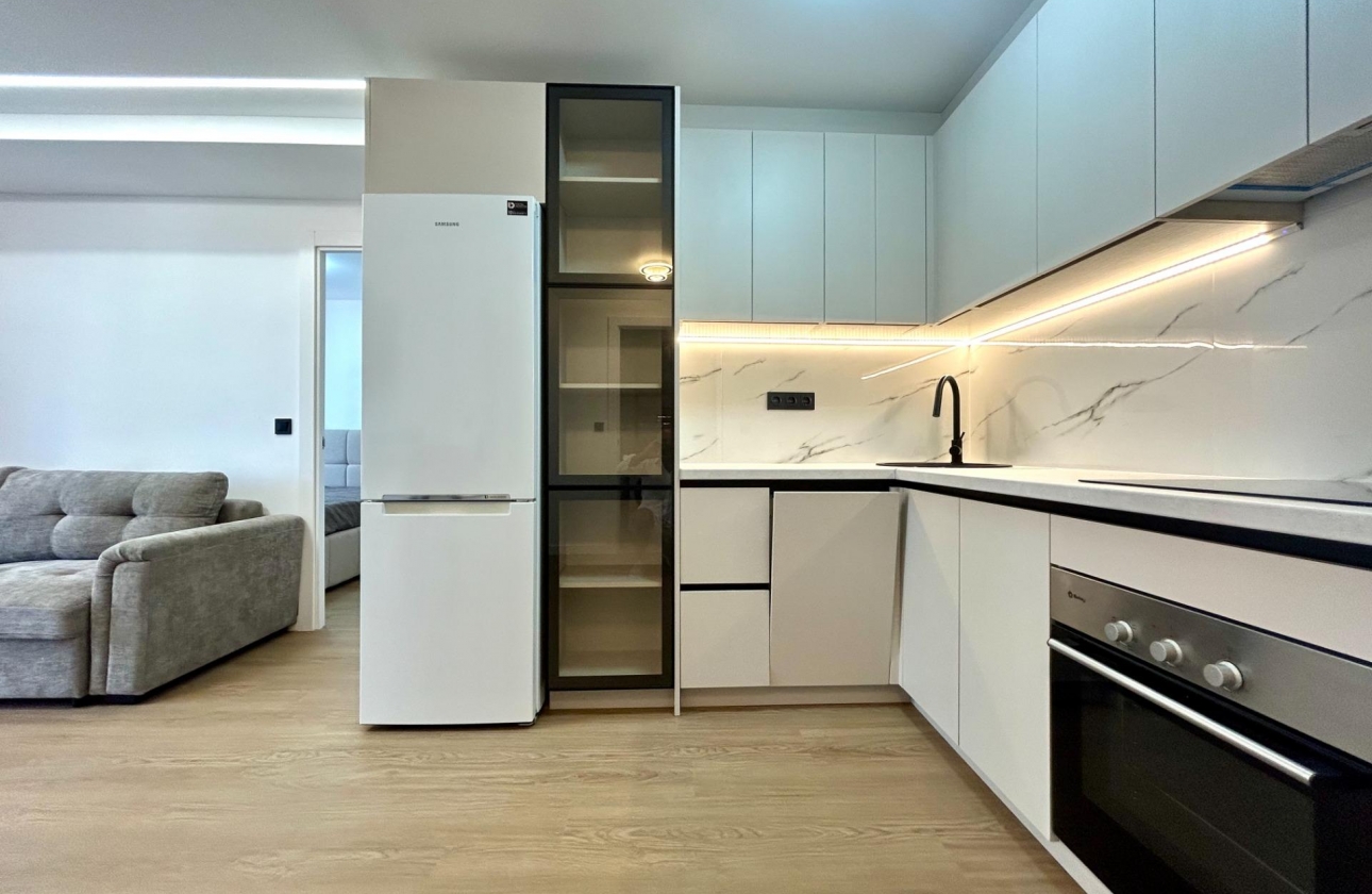 Resale - Apartment - Torrevieja - Punta prima