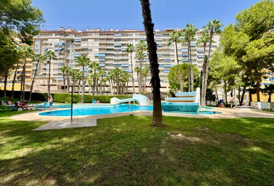 Resale - Apartment - Orihuela Costa - Altos de Campoamor