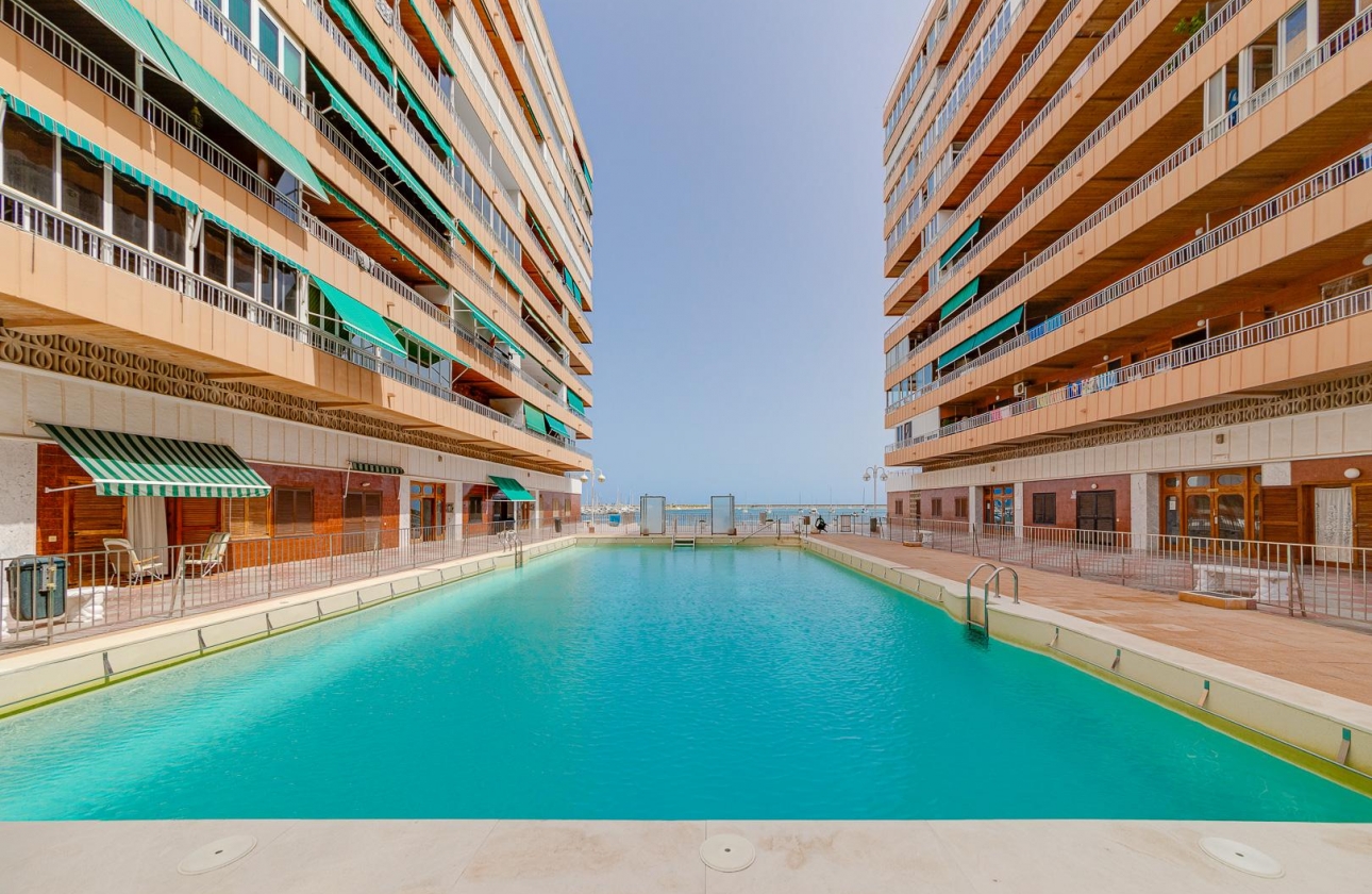 Wiederverkauf - APARTAMENTO - Torrevieja - El Acequión