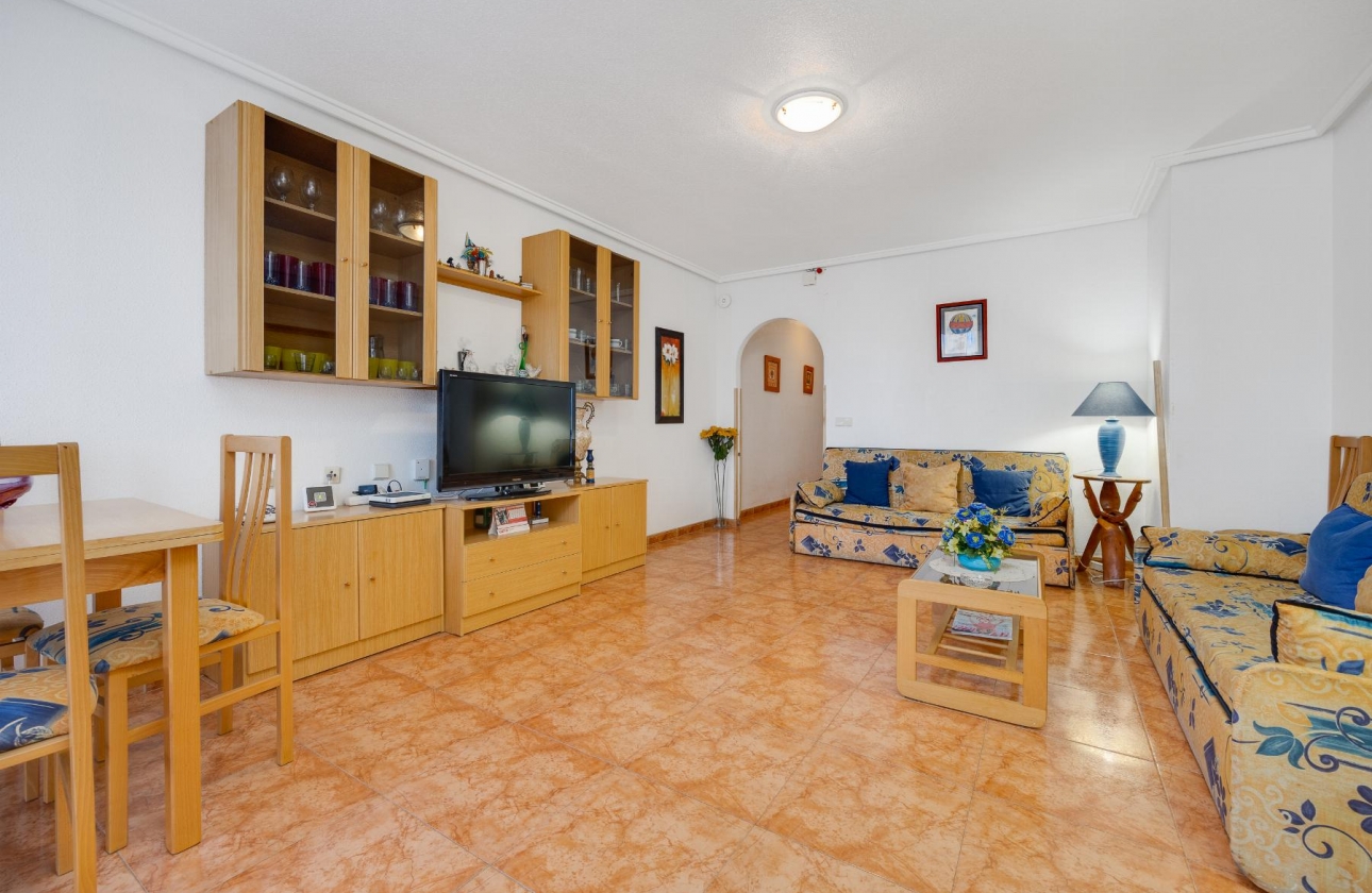 Reventa - APARTAMENTO - Torrevieja - CENTRO