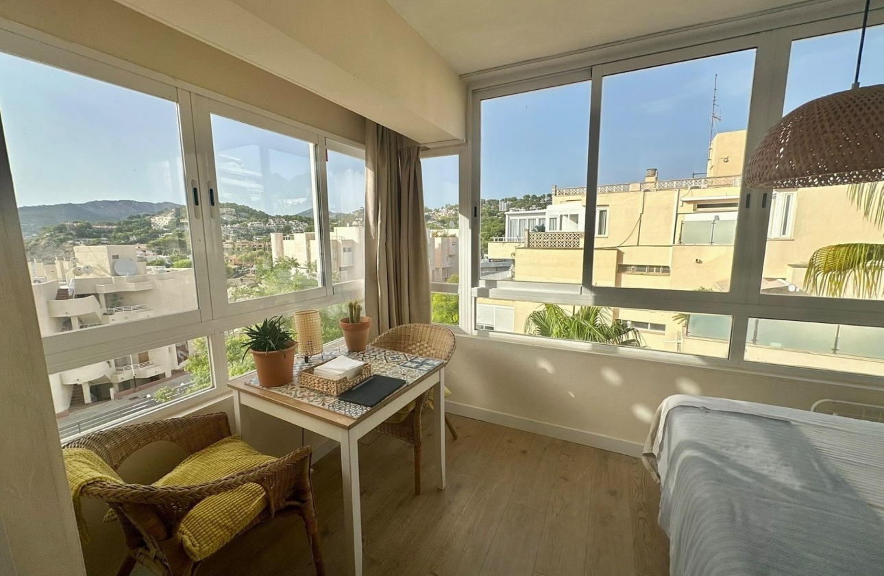 Resale - Apartment - Calvià - Costa de la Calma