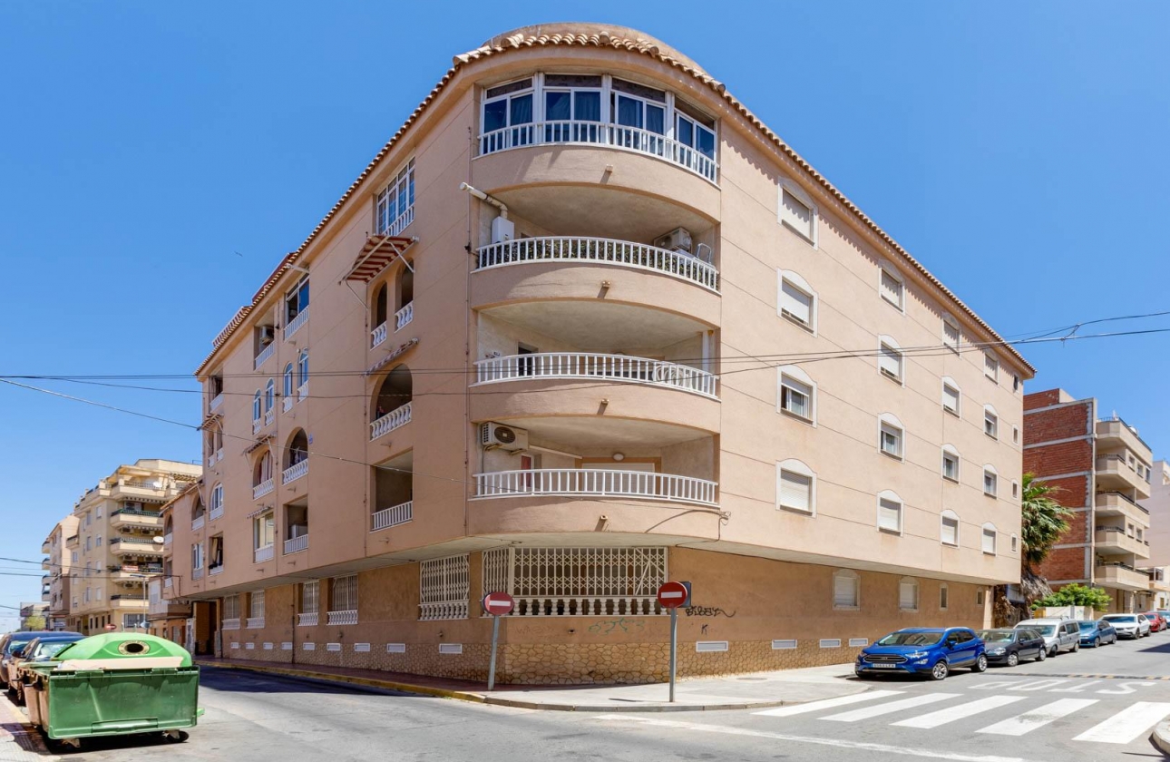 Wiederverkauf - APARTAMENTO - Torrevieja - CENTRO