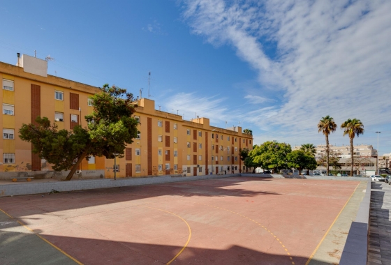 Resale - APARTAMENTO - Torrevieja - CENTRO