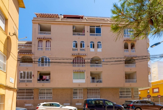 Wiederverkauf - APARTAMENTO - Torrevieja - CENTRO