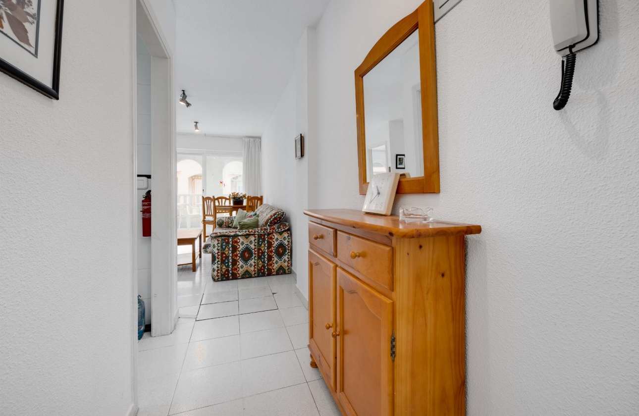 Resale - APARTAMENTO - Torrevieja - playa de los naufragos